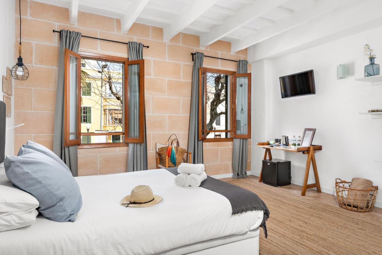 Hotel Boutique Ses 5 Claus シウタデリャ エクステリア 写真