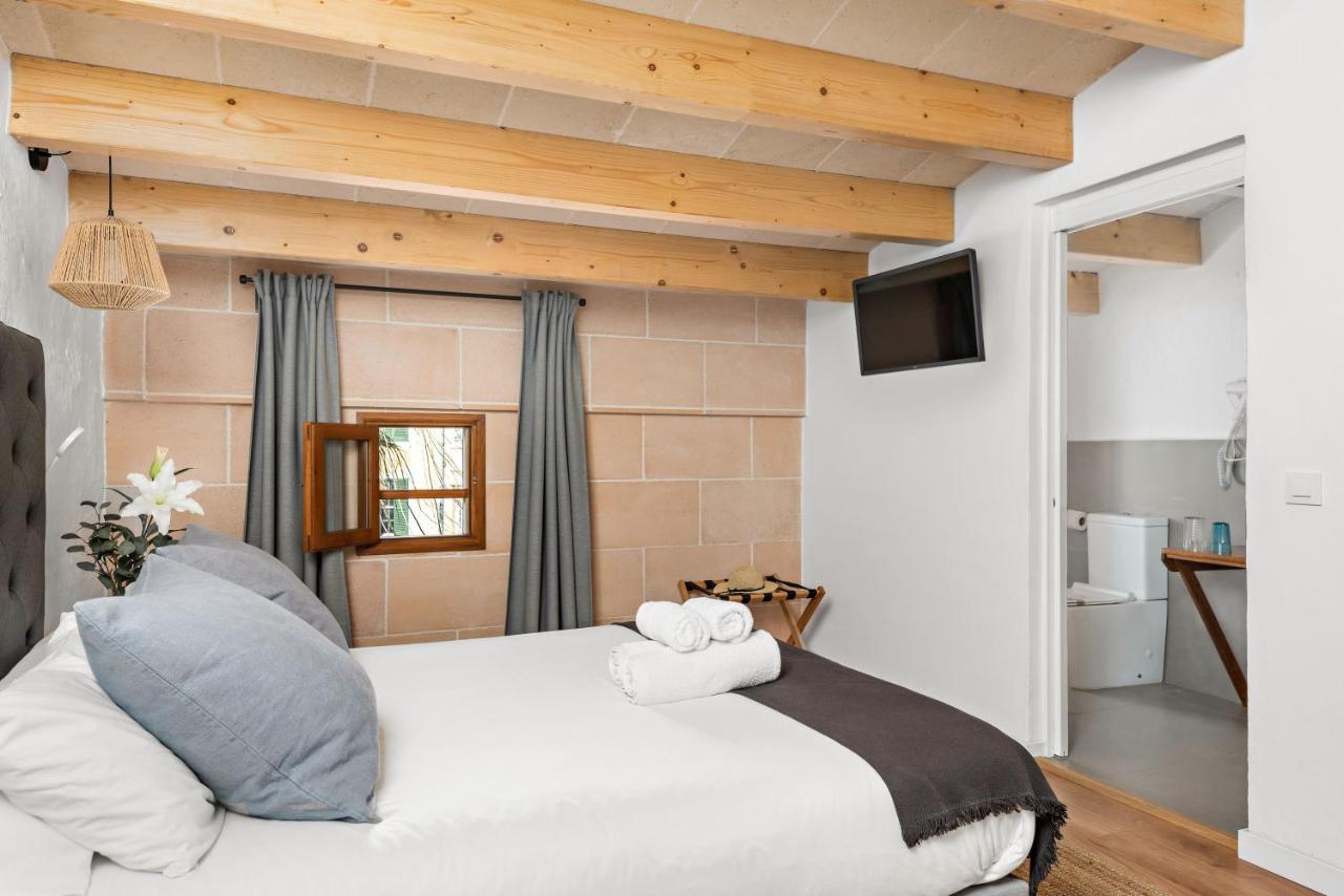 Hotel Boutique Ses 5 Claus シウタデリャ エクステリア 写真